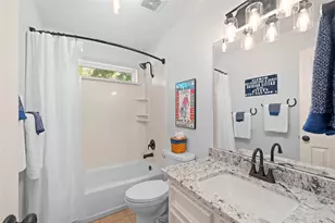 9895 Hickory Ridge Dr, Conroe, TX 77303 - Photo 22