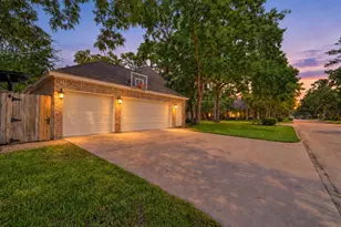 14203 Championship Ln, Houston, TX 77069 - Photo 4