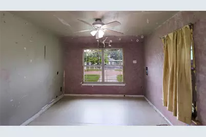 1536 Celeste Drive, Dallas, TX 75217 - Photo 6