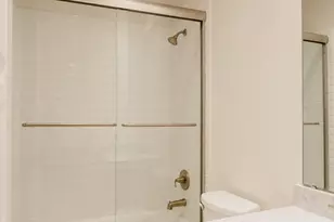 11020 Ave Malkenu Ave, Houston, TX 77043 - Photo 22