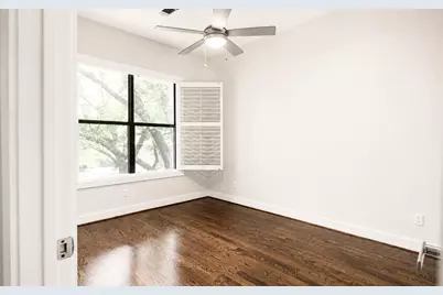 11020 Avenu Malkenu Avenue, Houston, TX 77043 - Photo 18
