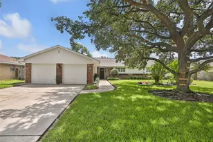 1705 Hartt St, Baytown, TX 77520 - Photo 24
