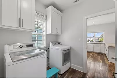 22516 Bay Point Drive, Galveston, TX 77554 - Photo 10