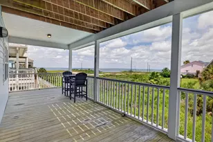 22516 Bay Point Dr, Galveston, TX 77554 - Photo 24