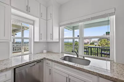 22516 Bay Point Drive, Galveston, TX 77554 - Photo 8