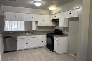 1815 Westwood Dr, Stafford, TX 77477 - Photo 6