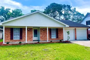 1815 Westwood Dr, Stafford, TX 77477 - Photo 1
