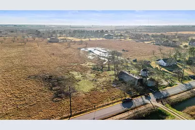 00 County 48, Rosharon, TX 77583 - Photo 4