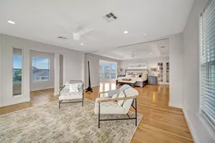 1303 Outrigger, Tiki Island, TX 77554 - Photo 4