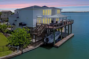 1303 Outrigger, Tiki Island, TX 77554 - Photo 48