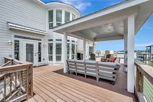 1303 Outrigger, Tiki Island, TX 77554 - Photo 18