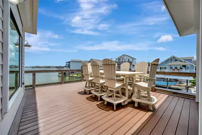1303 Outrigger, Tiki Island, TX 77554 - Photo 20