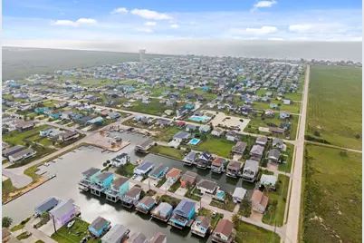 16708 Cabeza De Vaca, Jamaica Beach, TX 77554 - Photo 30