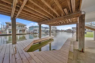 16708 Cabeza De Vaca, Jamaica Beach, TX 77554 - Photo 10