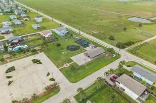 16708 Cabeza De Vaca, Jamaica Beach, TX 77554 - Photo 34