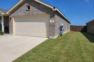 1901 Lotus St, Royse City, TX 75189 - Photo 8