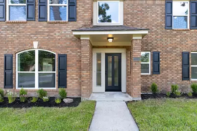 3202 Hickory Falls Drive, Kingwood, TX 77345 - Photo 4