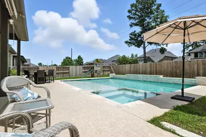 16410 Rosemary Grove Ln, Cypress, TX 77433 - Photo 2
