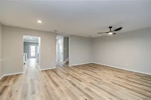 1147 Country Pl Dr, Houston, TX 77079 - Photo 10