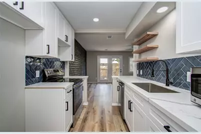 1147 Country Place Drive, Houston, TX 77079 - Photo 12