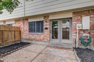 1147 Country Pl Dr, Houston, TX 77079 - Photo 4