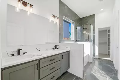 320 E Main Street, La Porte, TX 77571 - Photo 10