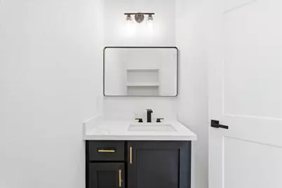 320 E Main Street, La Porte, TX 77571 - Photo 22