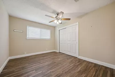 3019 Triway Lane, Houston, TX 77043 - Photo 14