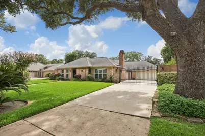 3019 Triway Lane, Houston, TX 77043 - Photo 2