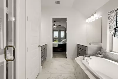 5610 Mona Lisa Court, Manvel, TX 77578 - Photo 32