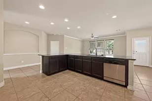 706 Fairway Dr, La Porte, TX 77571 - Photo 18