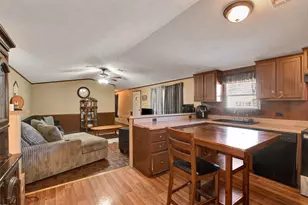 409 W Park St, Madisonville, TX 77864 - Photo 10