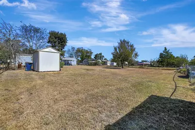 409 W Park Street, Madisonville, TX 77864 - Photo 26