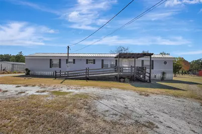 409 W Park Street, Madisonville, TX 77864 - Photo 1