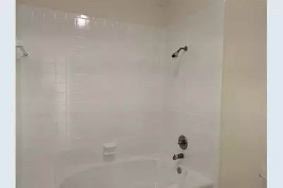 11711 Memorial Drive #282, Houston, TX 77024 - Photo 10