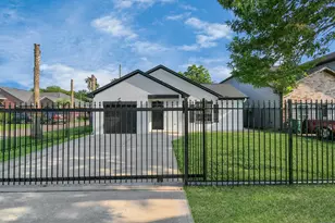 9006 Ledge St, Houston, TX 77075 - Photo 2