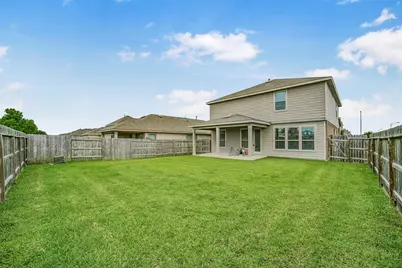 11662 Bodark Valley Lane, Houston, TX 77038 - Photo 32
