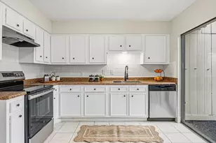 7204 S Dairy Ashford Rd, Houston, TX 77072 - Photo 2