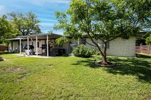 107 E Reunion St, Fairfield, TX 75840 - Photo 18