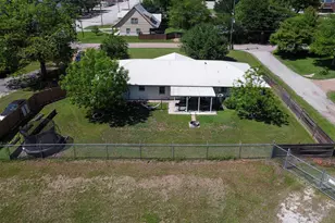 107 E Reunion St, Fairfield, TX 75840 - Photo 6