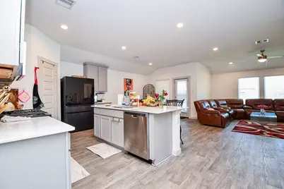 8134 Sugar Cane Lane, Rosharon, TX 77583 - Photo 12