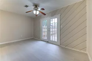 212 Quaker Dr, Friendswood, TX 77546 - Photo 6