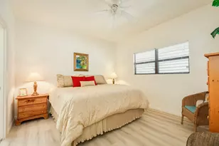 7700 Seawall Blvd, Galveston, TX 77551 - Photo 16