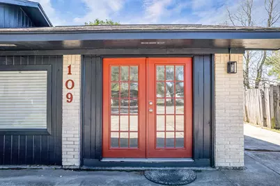 109 Staples Drive, Baytown, TX 77523 - Photo 8