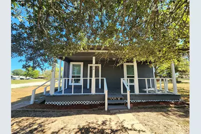 506 9th Street, Hempstead, TX 77445 - Photo 1