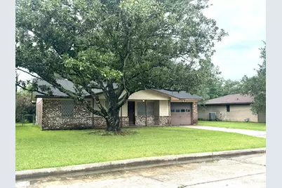 1722 Briar Lane, Wharton, TX 77488 - Photo 2