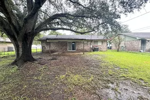 1722 Briar Ln, Wharton, TX 77488 - Photo 20