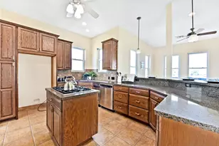 1 Loggerhead, Hitchcock, TX 77563 - Photo 12