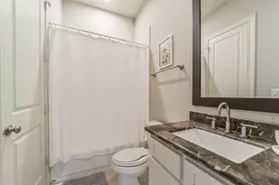5715 Arabelle Lake St, Houston, TX 77007 - Photo 28