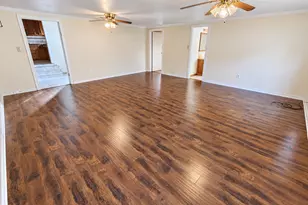 805 Alice St, Sweeny, TX 77480 - Photo 2